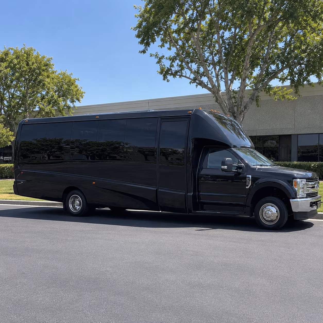 Rent a Bus to RGV Livestock Show & Rodeo