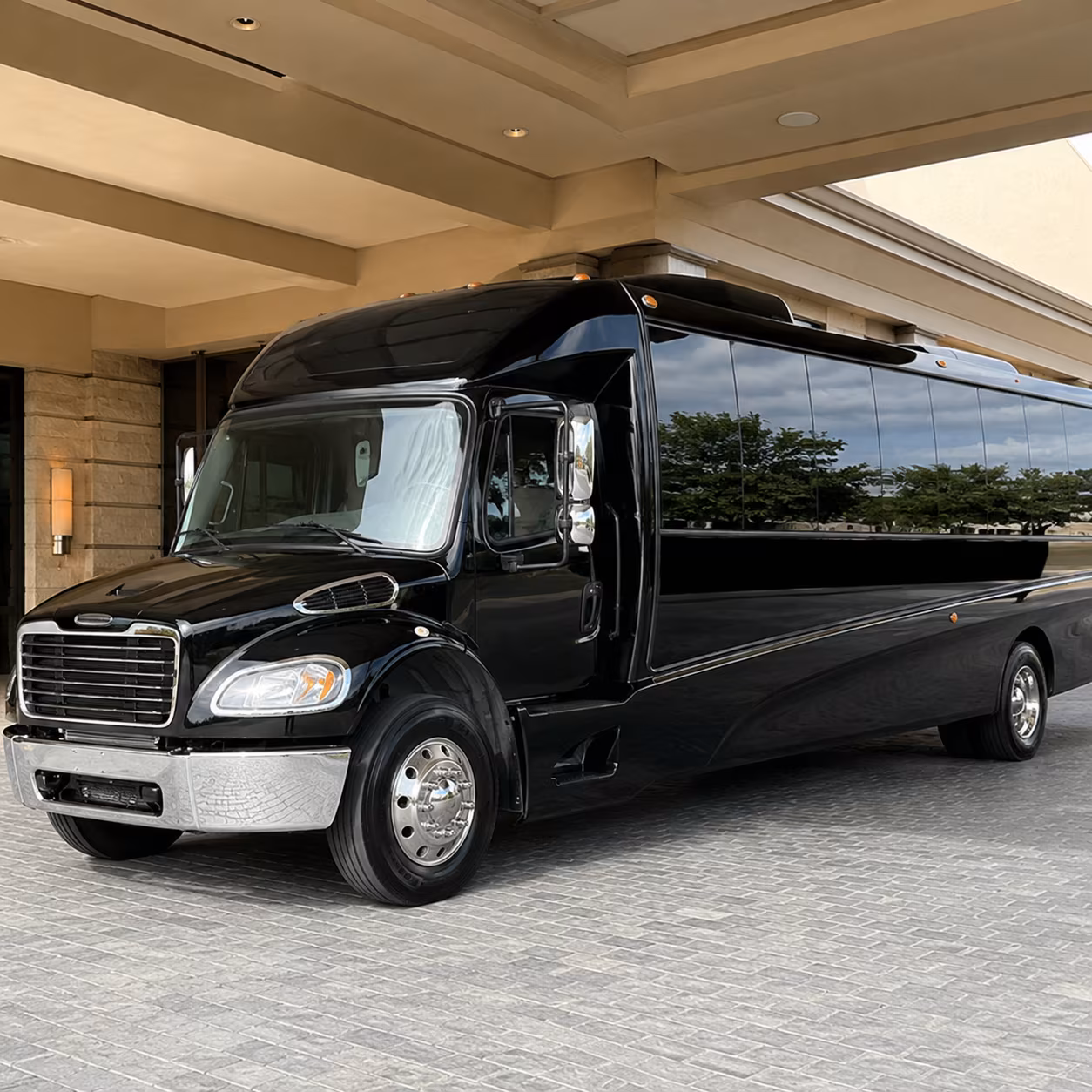 15-35 Passenger Minibus Exterior