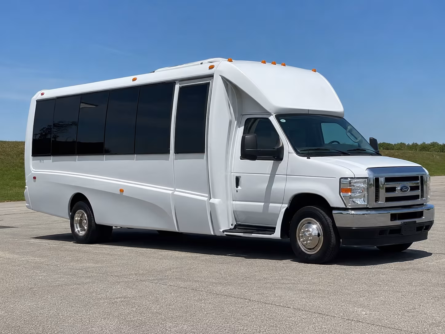 Laredo Winery Tour & Pub Crawl Transportation