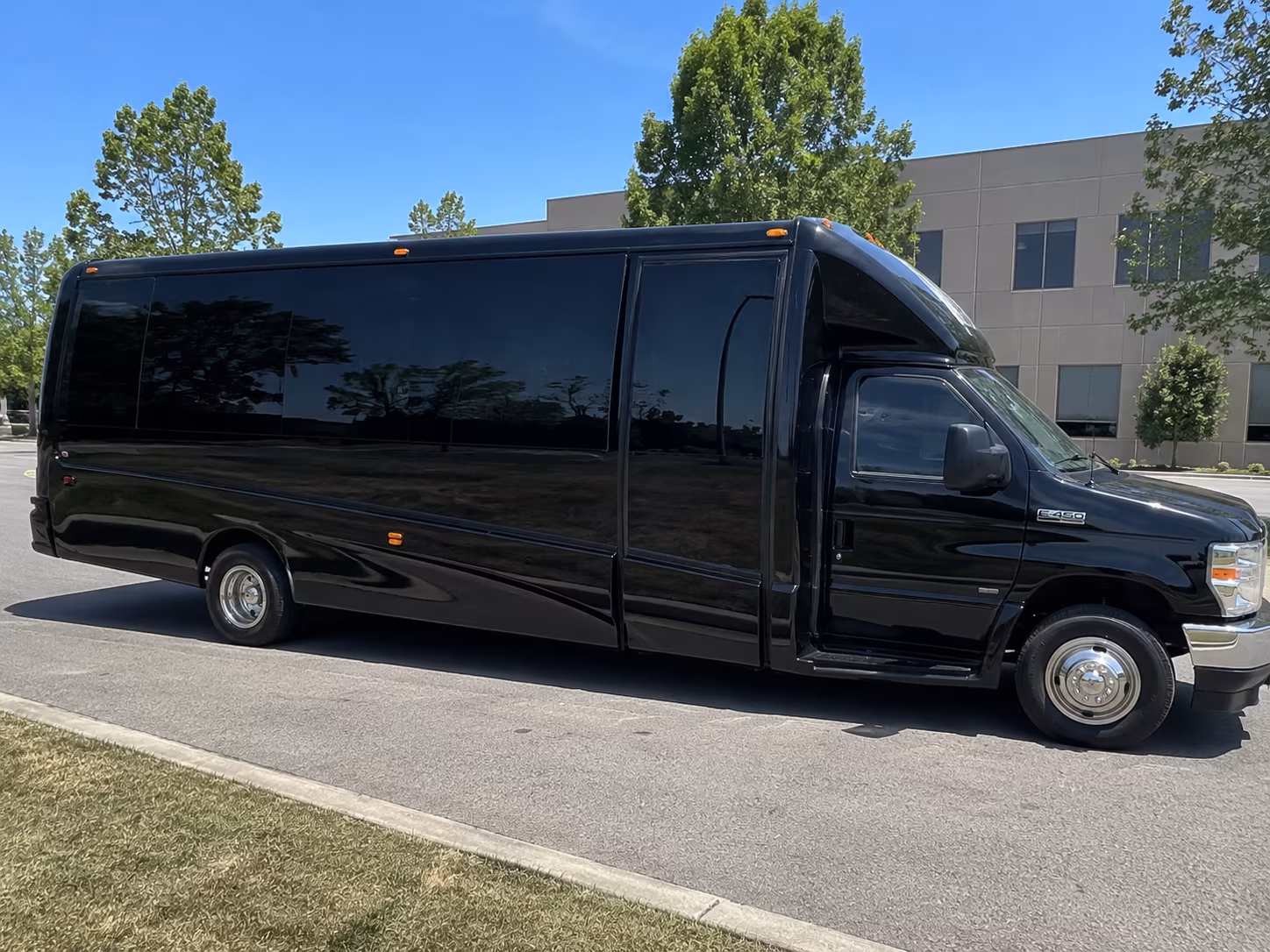 McAllen Birthday, Sweet 16, & Quinceañera Party Bus Rentals
