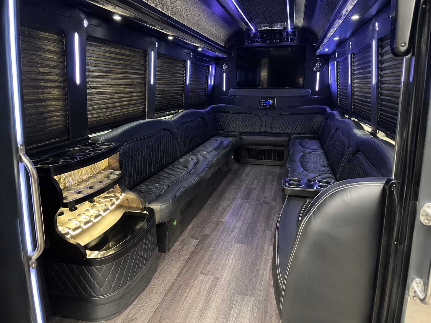 McAllen Winery Tour & Pub Crawl Transportation party bus exterior